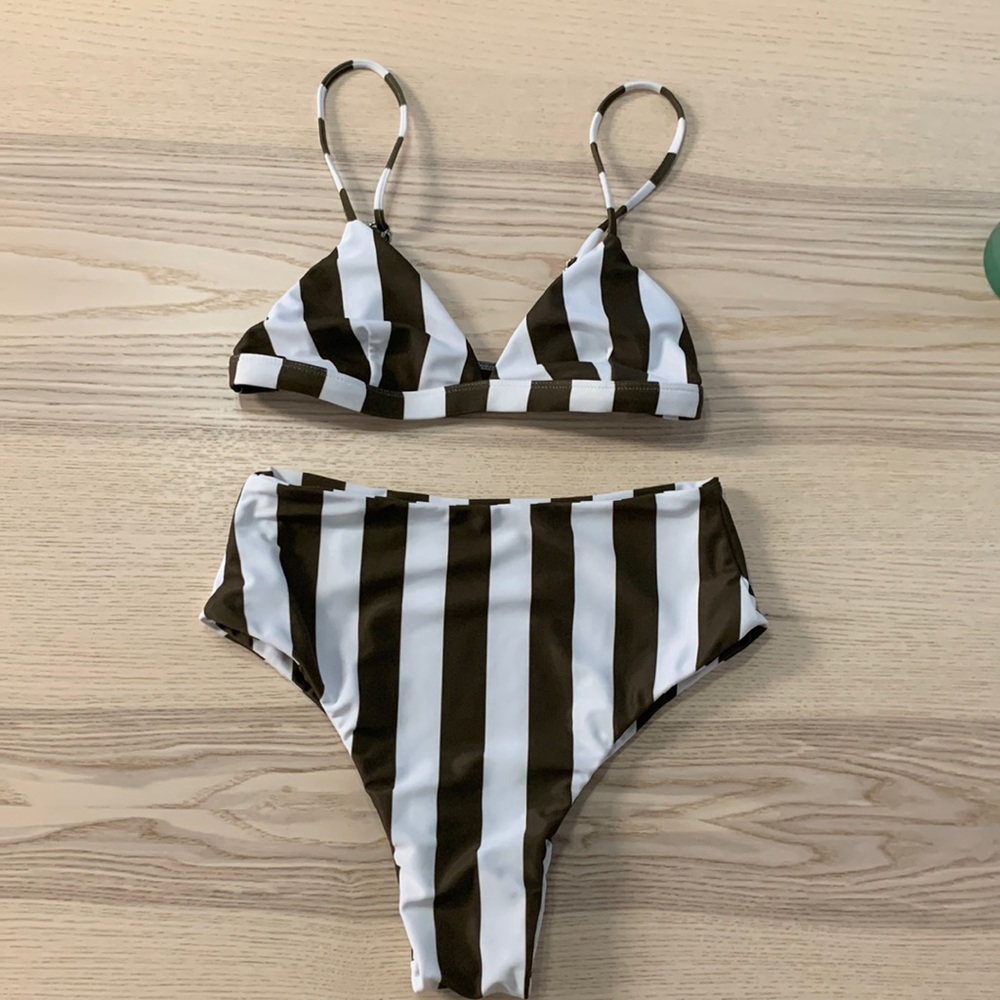 Mikoh Bikini Set